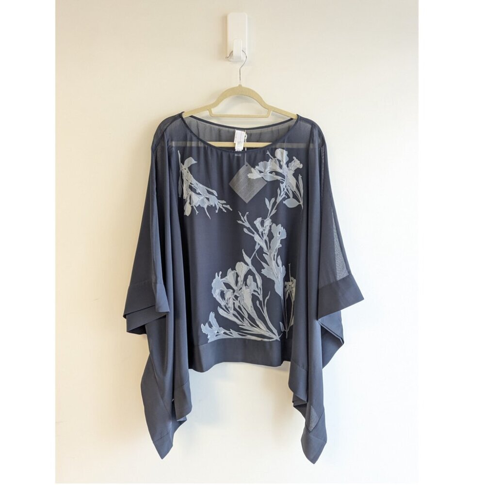 Wynne Layers Sheer Floral Print Cape